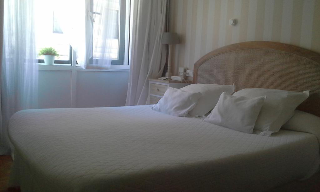 Hotel Central By Myhousespain Gijón Oda fotoğraf